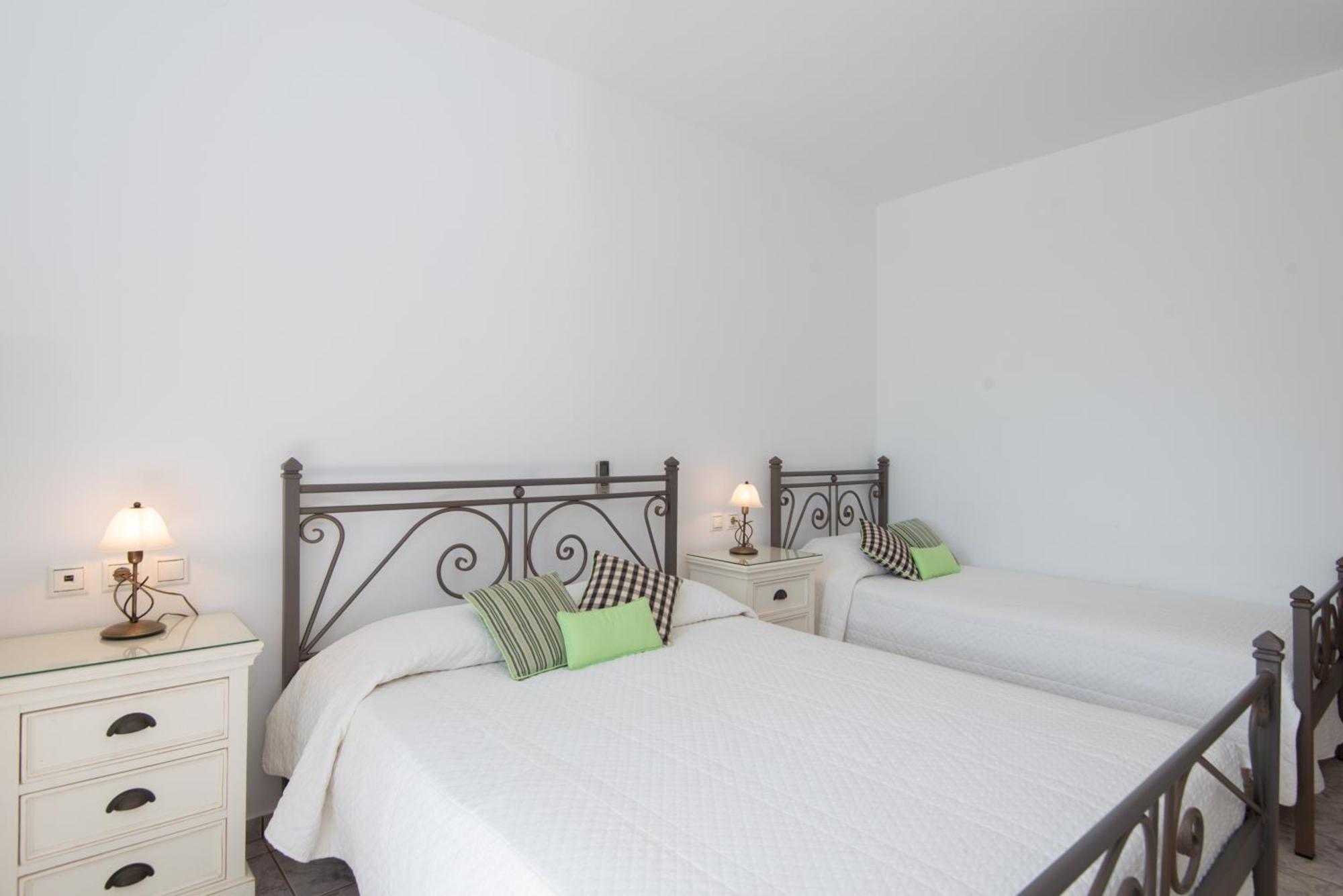 Hotel Efrosini Platis Gialos  Kültér fotó